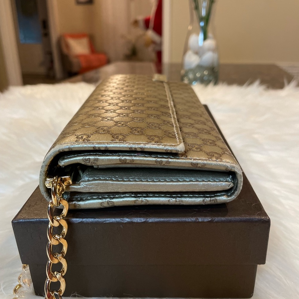 🎉🎉SOLD! Gucci Micro Guccisima Walllet on Chain - Picture 7 of 12